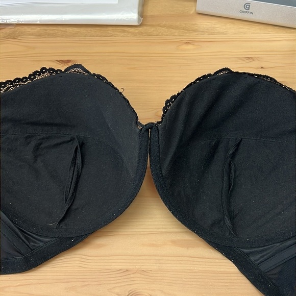 Cacique Beautiful Plunge Bra Size 44DD Black with Lace/Sequins EUC - Picture 7 of 8